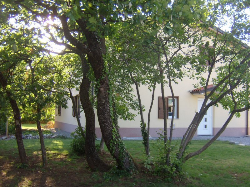 Villa vicino Opicina a Tomaj a Slovenia in Vendita