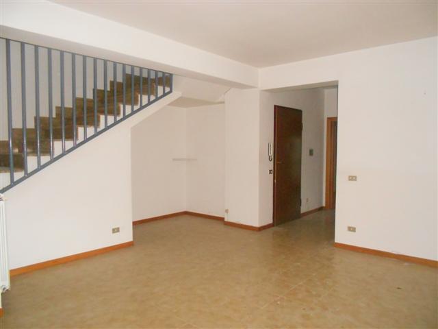 Appartamento Duplex a Montorio Al Vomano a Teramo in Vendita