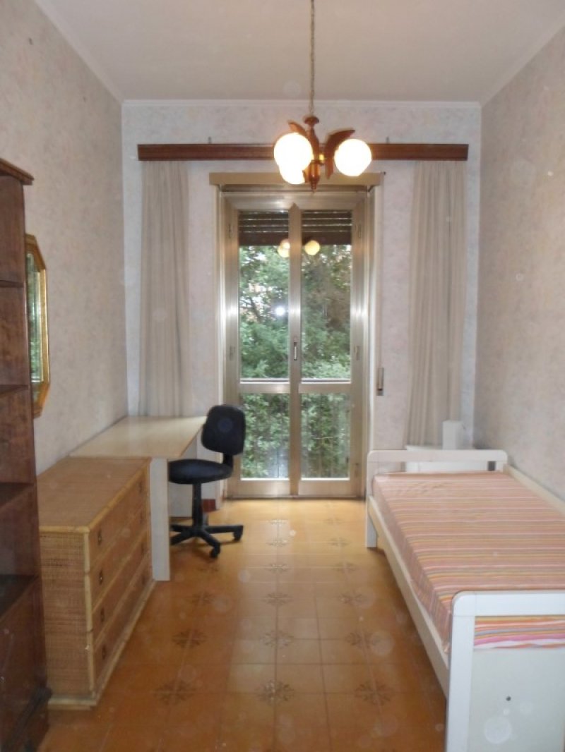 Camera singola per studentessa o lavoratrice a Roma in Affitto