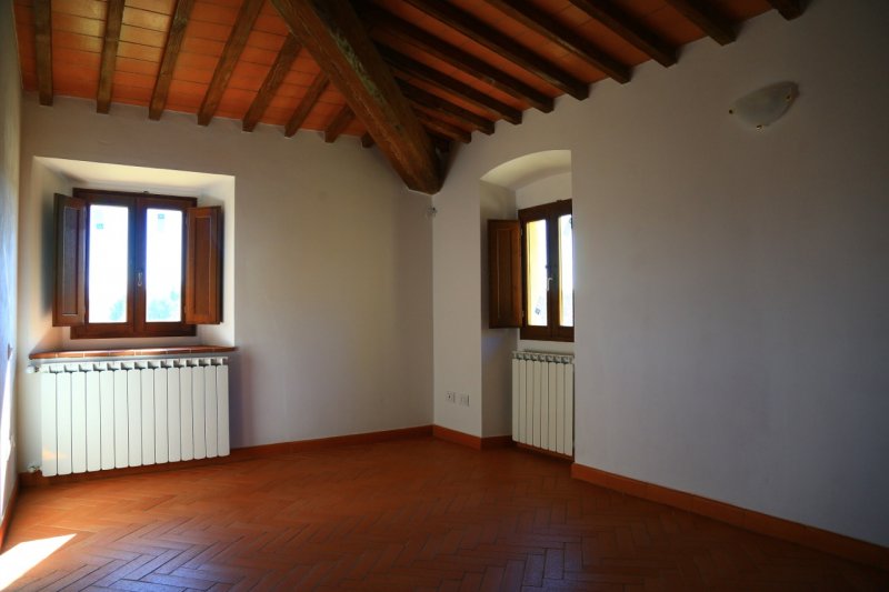 Appartamento in casa colonica a Pontassieve a Firenze in Vendita