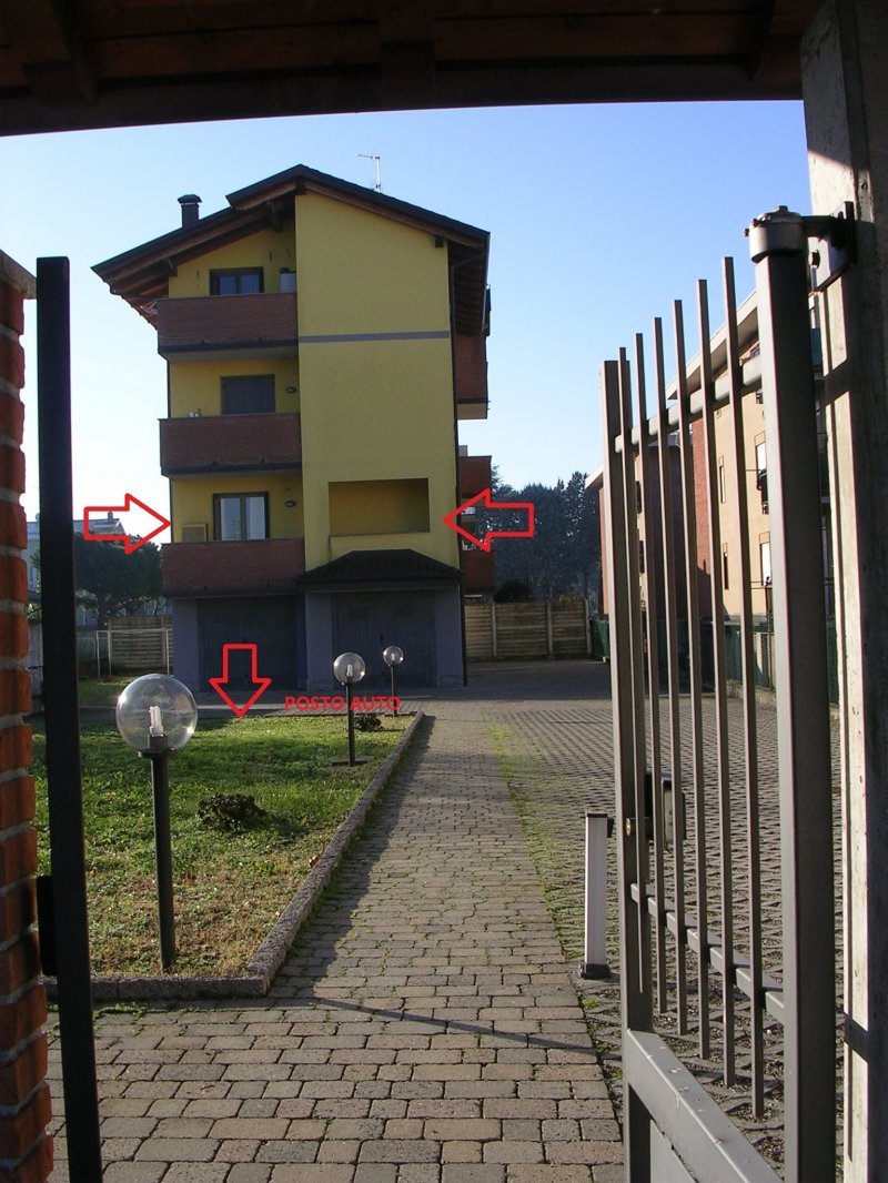 Raffinato monolocale Lonate Pozzolo a Varese in Affitto