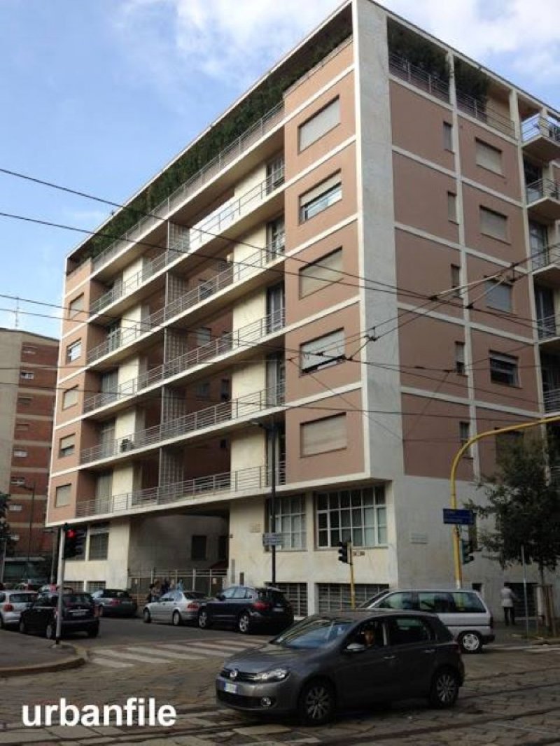 Casa Rustici di Terragni e Lingeri a Milano in Affitto