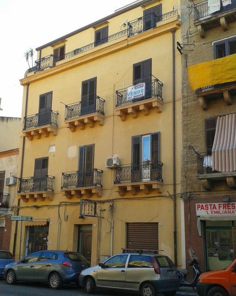 Trivani da 90 mq a Palermo in Affitto