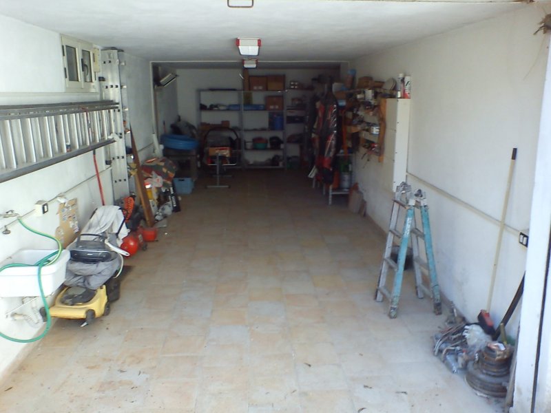 Bellissimo garage a Santa Maria a Catanzaro in Vendita