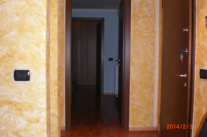 A Cornaredo appartamento a Milano in Vendita
