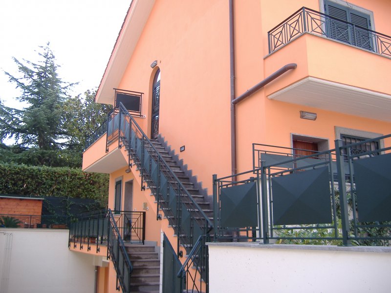Appartamento al primo piano a Marino a Roma in Vendita