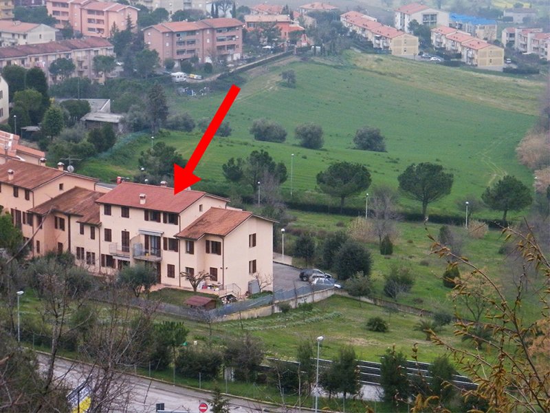 Ampio appartamento in villetta a Osimo a Ancona in Affitto