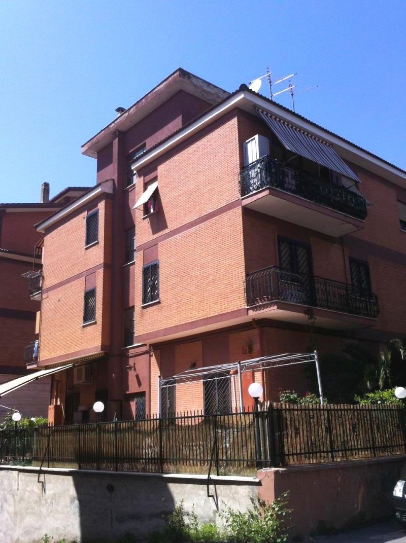 Appartamento Colle Prenestino a Roma in Affitto