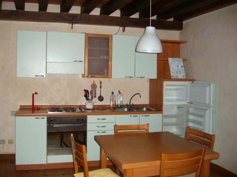 Appartamento arredato per non residenti a Treviso in Affitto