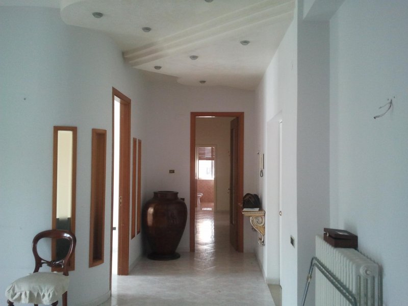 Appartamento ubicato in centro a Salerno in Affitto