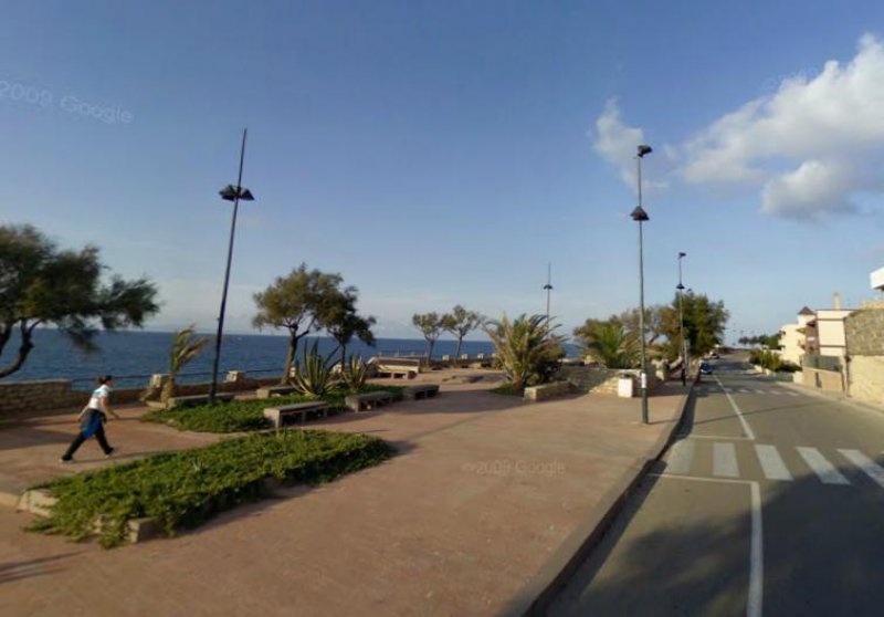 Pressi lungo mare Balai palazzina indipendente a Sassari in Vendita