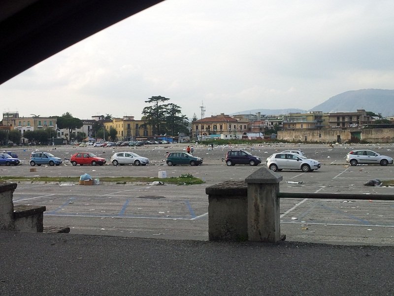 Negozio in zona forte traffico a Nola a Napoli in Vendita
