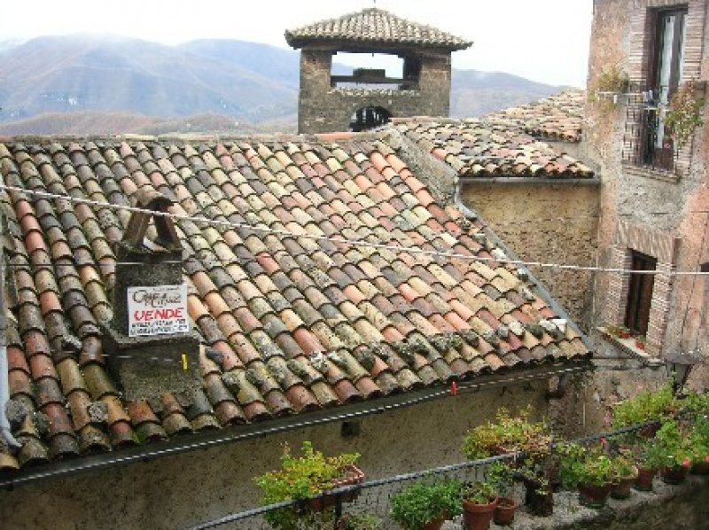 Appartamento nel Borgo Medievale a Petrella Salto a Rieti in Vendita