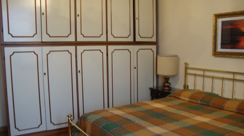 Ampia camera singola presso Viale Corsica a Firenze in Affitto