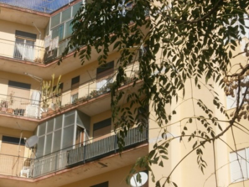 Appartamento zona tra Ficarazzi e Valverde a Catania in Vendita