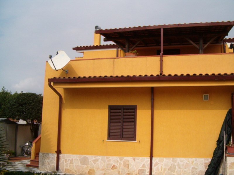 Villa nel comune di Leporano Zona Saturo a Taranto in Affitto
