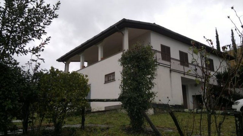 Villa a Torricella in Sabina localit Ornaro a Rieti in Vendita