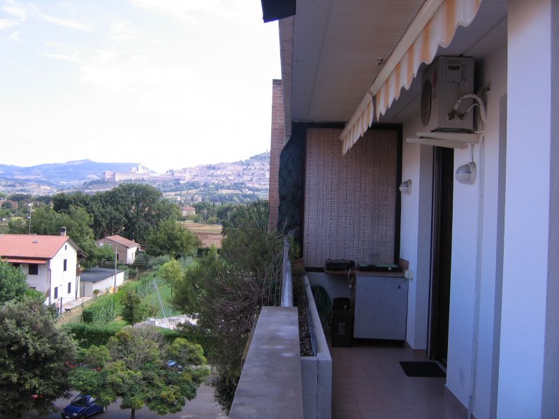 Appartamento a Santa Maria degli Angeli a Perugia in Affitto