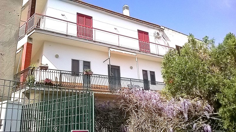 Appartamento in villa a Trabia a Palermo in Vendita