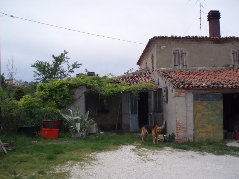 Casa colonica a Coriano a Rimini in Vendita