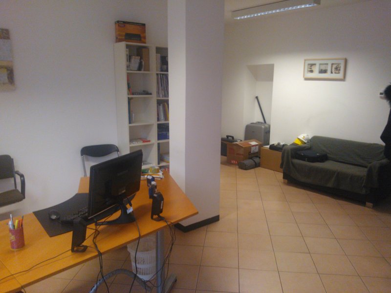 Ufficio a Legnano a Milano in Affitto