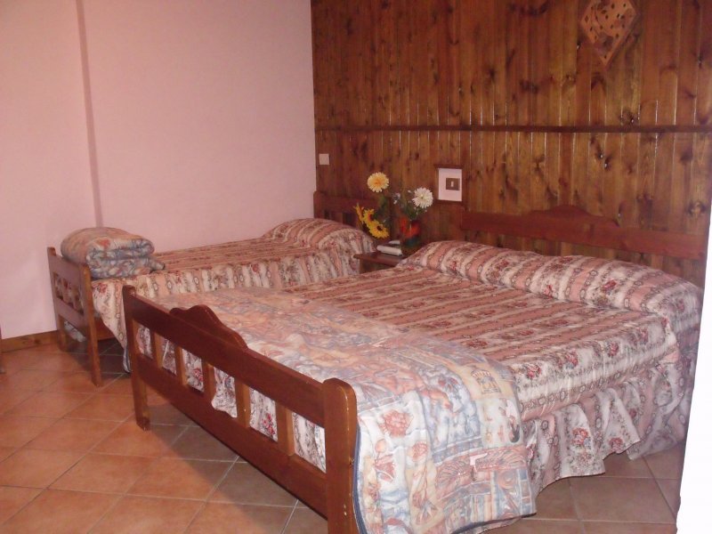 Hotel in villaggio Palumbo a Crotone in Vendita