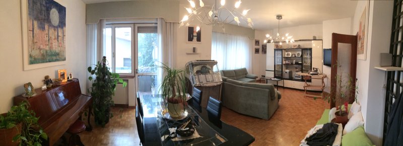 Ampio appartamento con grande garage a Gorizia in Vendita