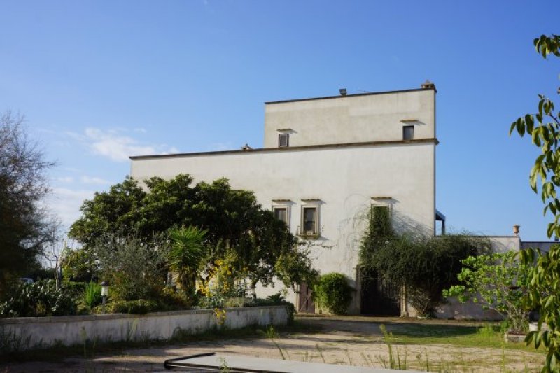 Villa gentilizia a Galatina a Lecce in Vendita