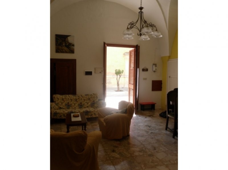 Casa vacanza nel borgo di Specchia a Lecce in Affitto