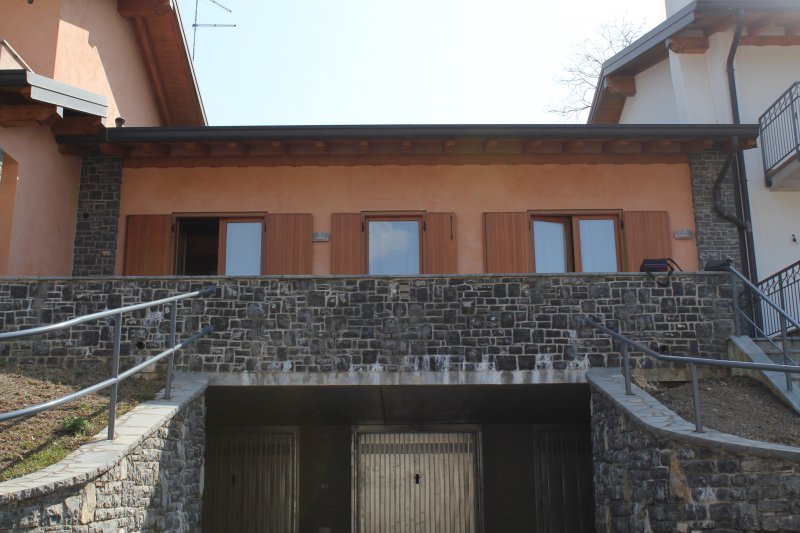 Appartamento Corna Imagna a Bergamo in Vendita