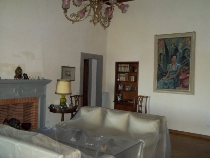 Villa Sant'Alessio a Pistoia in Vendita