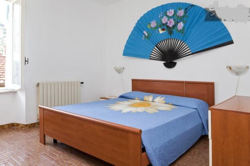 Appartamenti ad Ameglia a La Spezia in Affitto