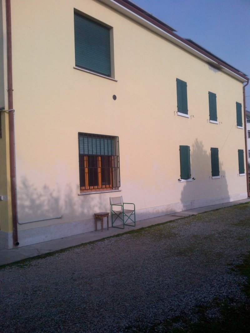 Appartamenti zona residenziale di San Martino a Ferrara in Affitto