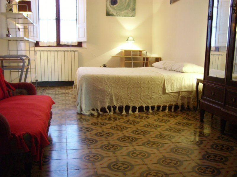 Grande camera a San Casciano in Val di Pesa a Firenze in Affitto