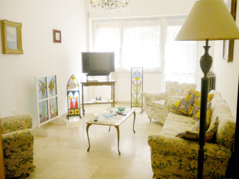 Stanze per sole studentesse a Pescara in Affitto