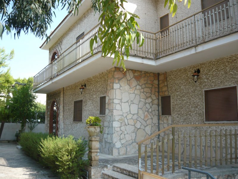 Appartamento vicino spiagge libere a Pulsano a Taranto in Affitto