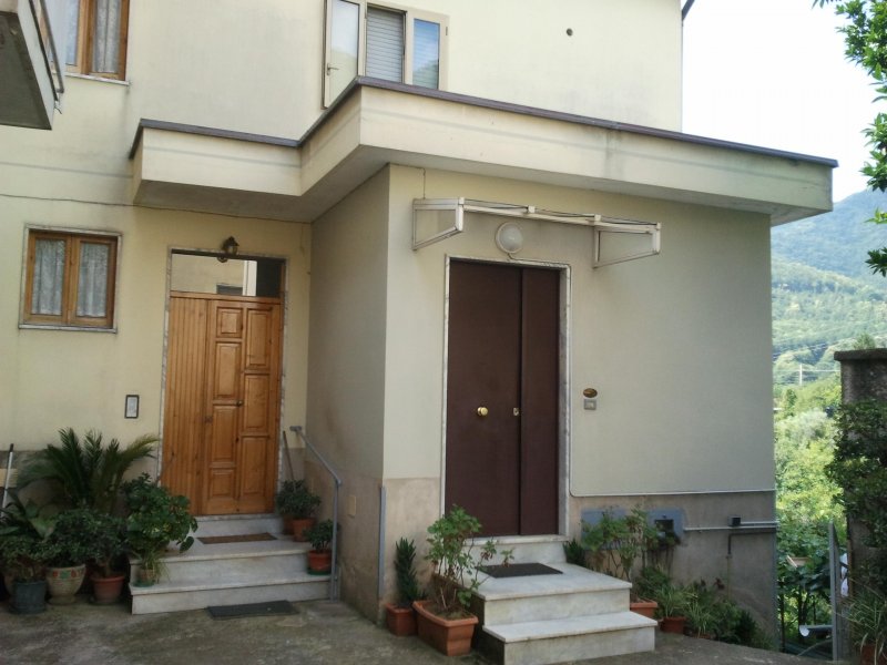 Appartamentino in zona Pellezzano a Salerno in Vendita