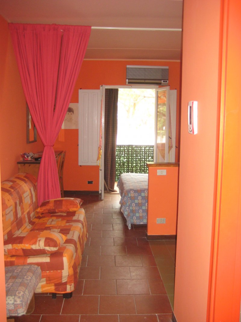 Appartamento climatizzato in villaggio vacanze a Messina in Affitto