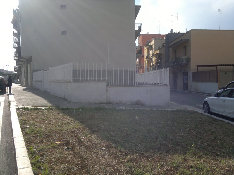 Area parcheggio Scoperto a Monopoli a Bari in Affitto