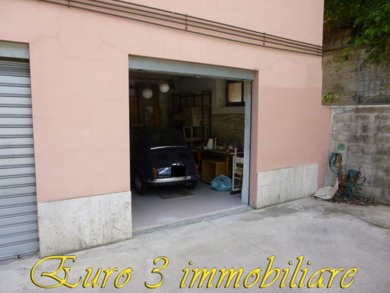 Garage Campo Parignano a Ascoli Piceno in Vendita