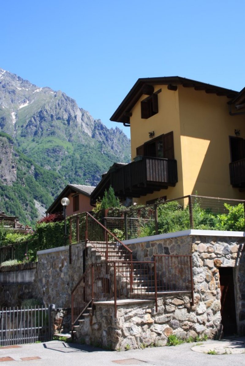 Casa vacanza nella Val Seriana a Bergamo in Vendita