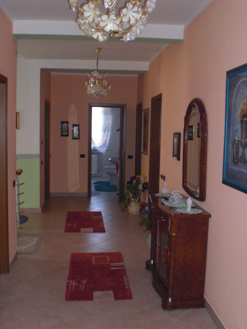 Casa Polesine Parmense a Parma in Vendita