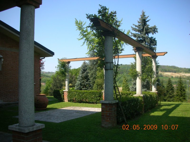 Villa a Godiasco Salice Terme a Pavia in Vendita