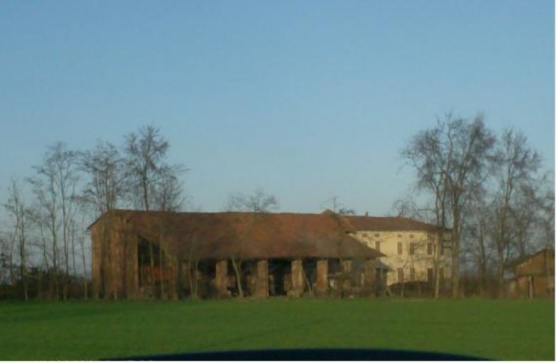 Azienda agricola nel Monferrato a Alessandria in Vendita