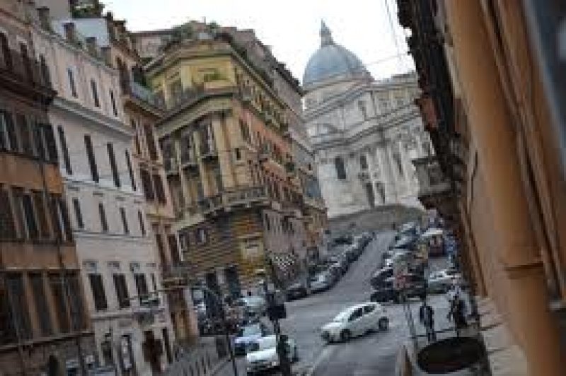 Appartamento centro storico via Urbana a Roma in Vendita