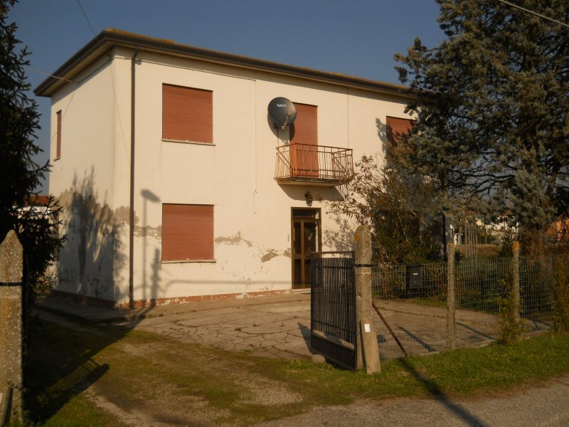 Casa singola a Villanova Marchesana a Rovigo in Vendita