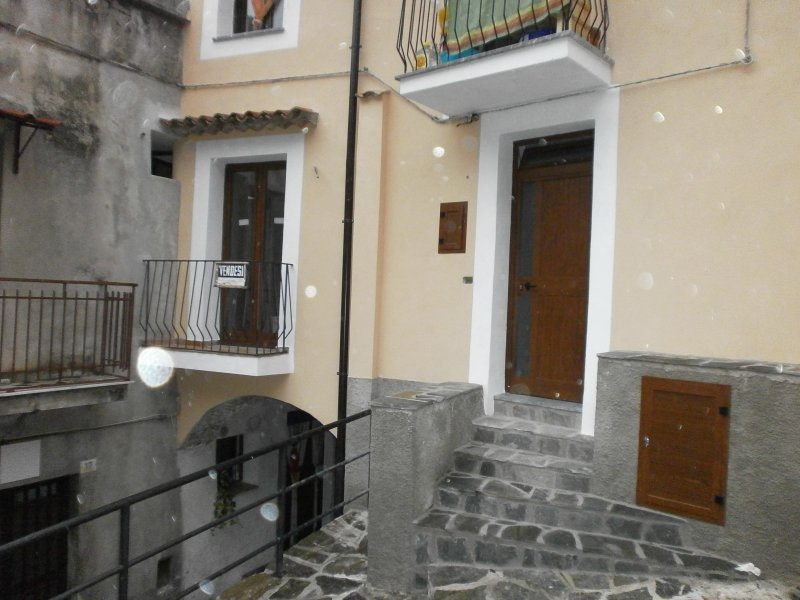 Appartamento San Giovanni a Piro a Salerno in Vendita
