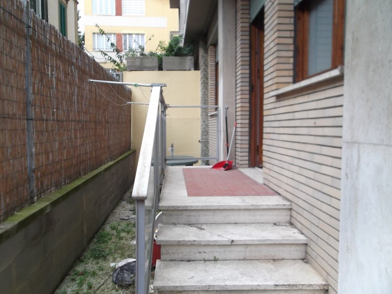 Appartamento adiacenze Via Marradi a Livorno in Affitto