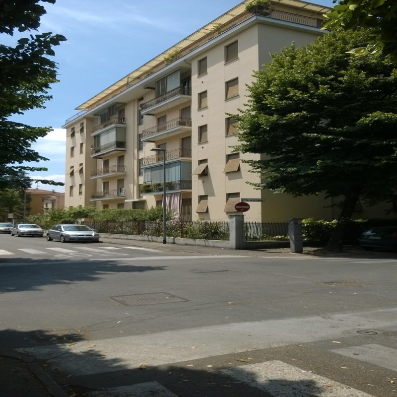 Trilocale zona ospedale Parma a Parma in Vendita