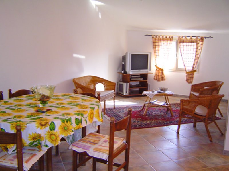 Appartamento mansardato Sant'Antioco a Carbonia-Iglesias in Affitto